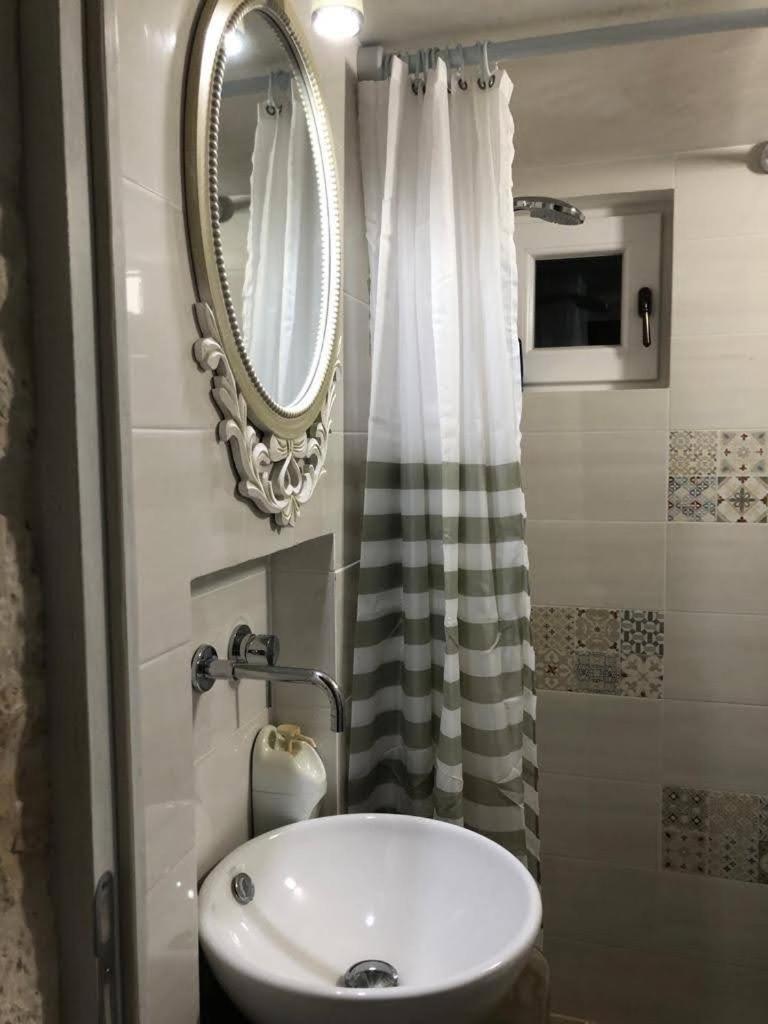 Апартаменти Trullo Dell' Edera Con Piscina Privata Альберобелло Екстер'єр фото